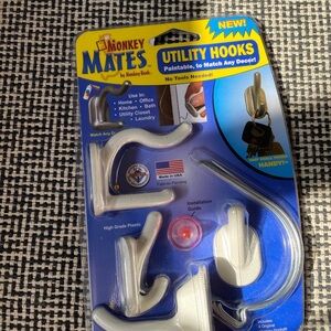 Monkey Mates - Utility Hooks - White